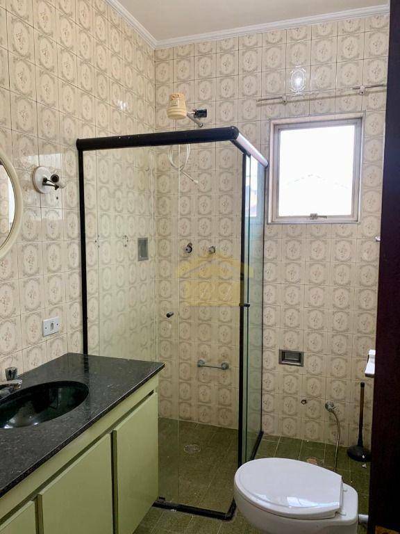 Sobrado para alugar com 3 quartos, 190m² - Foto 11