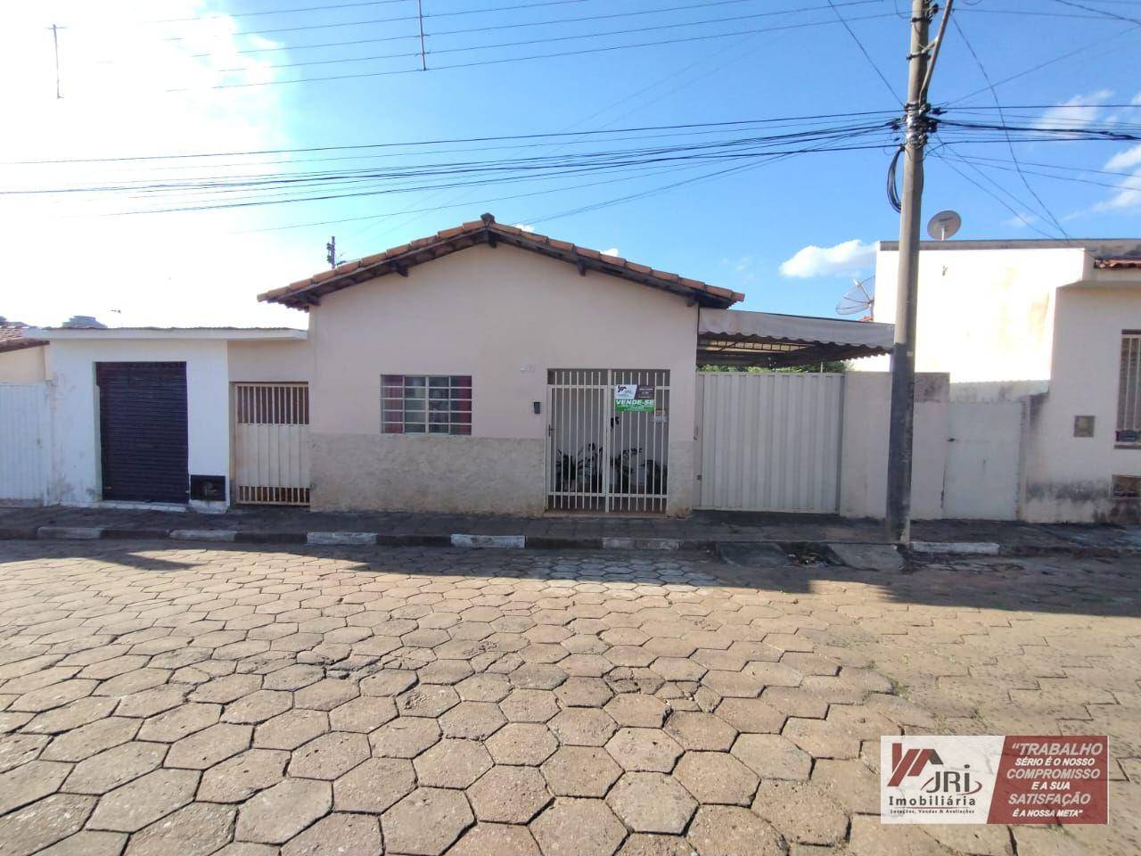 Casa à venda e aluguel com 2 quartos, 109m² - Foto 2