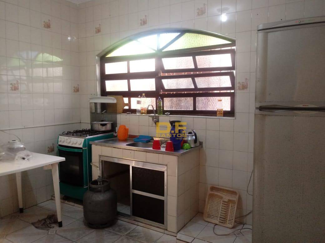 Sobrado à venda com 3 quartos, 250M2 - Foto 6