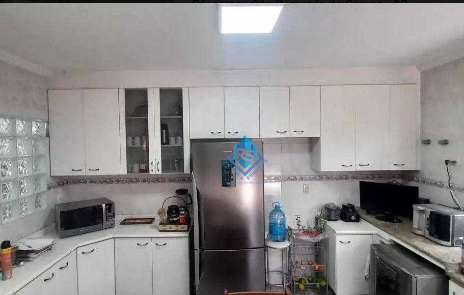 Sobrado à venda com 4 quartos, 265m² - Foto 8