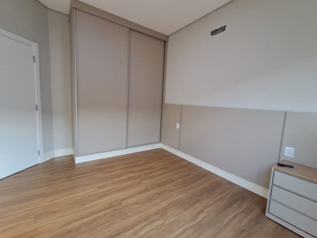 Casa de Condomínio à venda com 3 quartos, 217m² - Foto 12