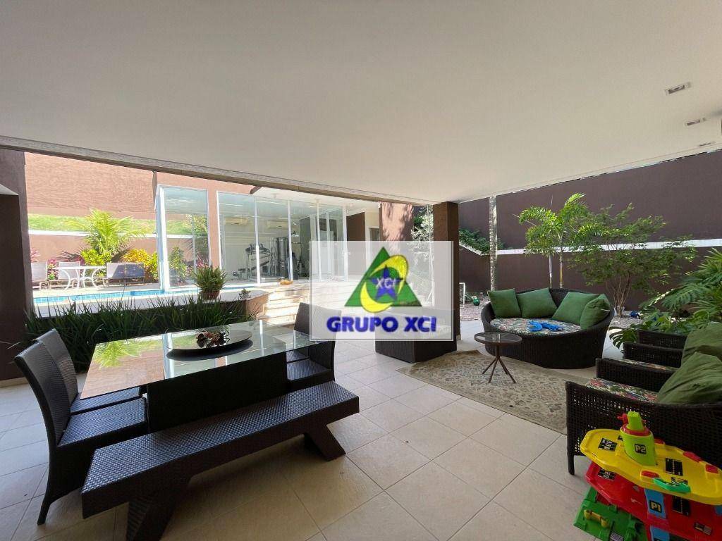 Casa para alugar com 4 quartos, 650m² - Foto 21