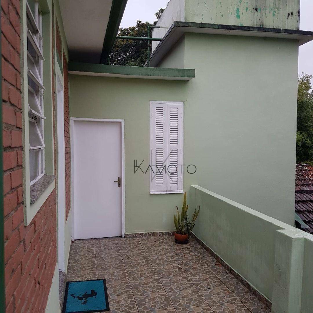 Casa à venda com 3 quartos, 220m² - Foto 4