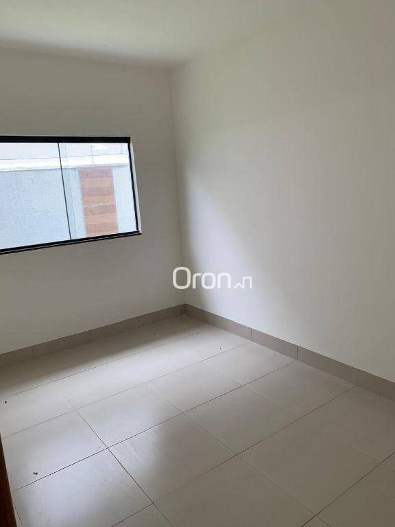 Casa à venda com 3 quartos, 110m² - Foto 4