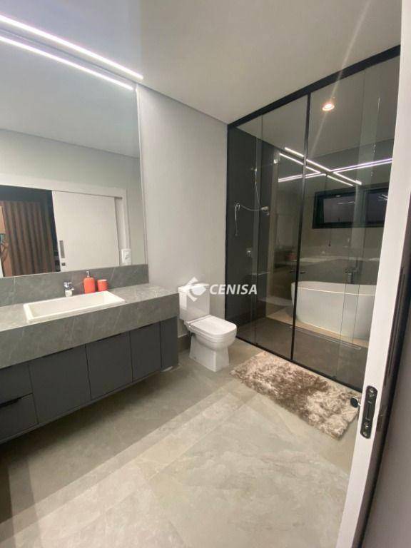 Casa de Condomínio à venda com 4 quartos, 377m² - Foto 24