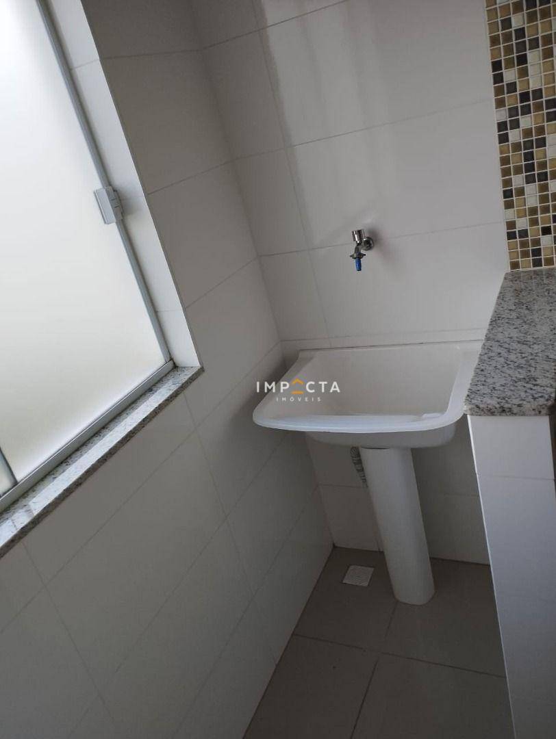 Apartamento para alugar com 2 quartos, 65m² - Foto 7