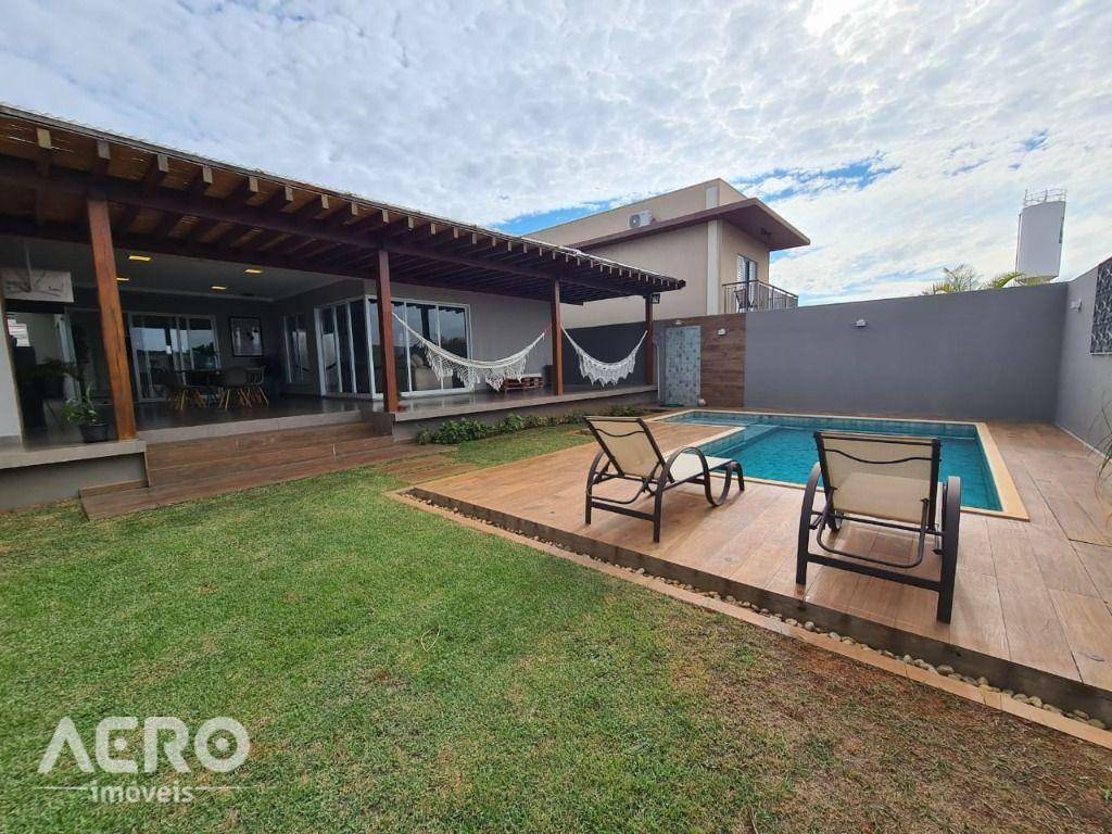 Casa de Condomínio à venda com 3 quartos, 330m² - Foto 19