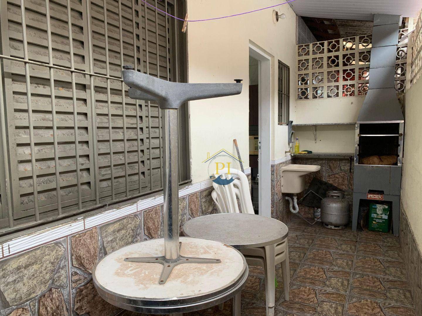 Casa de Condomínio à venda com 1 quarto, 50m² - Foto 9