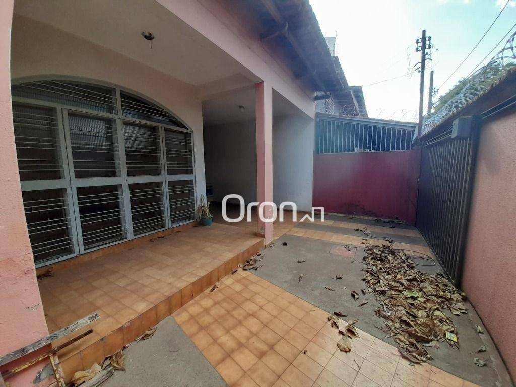 Casa à venda com 3 quartos, 160m² - Foto 3