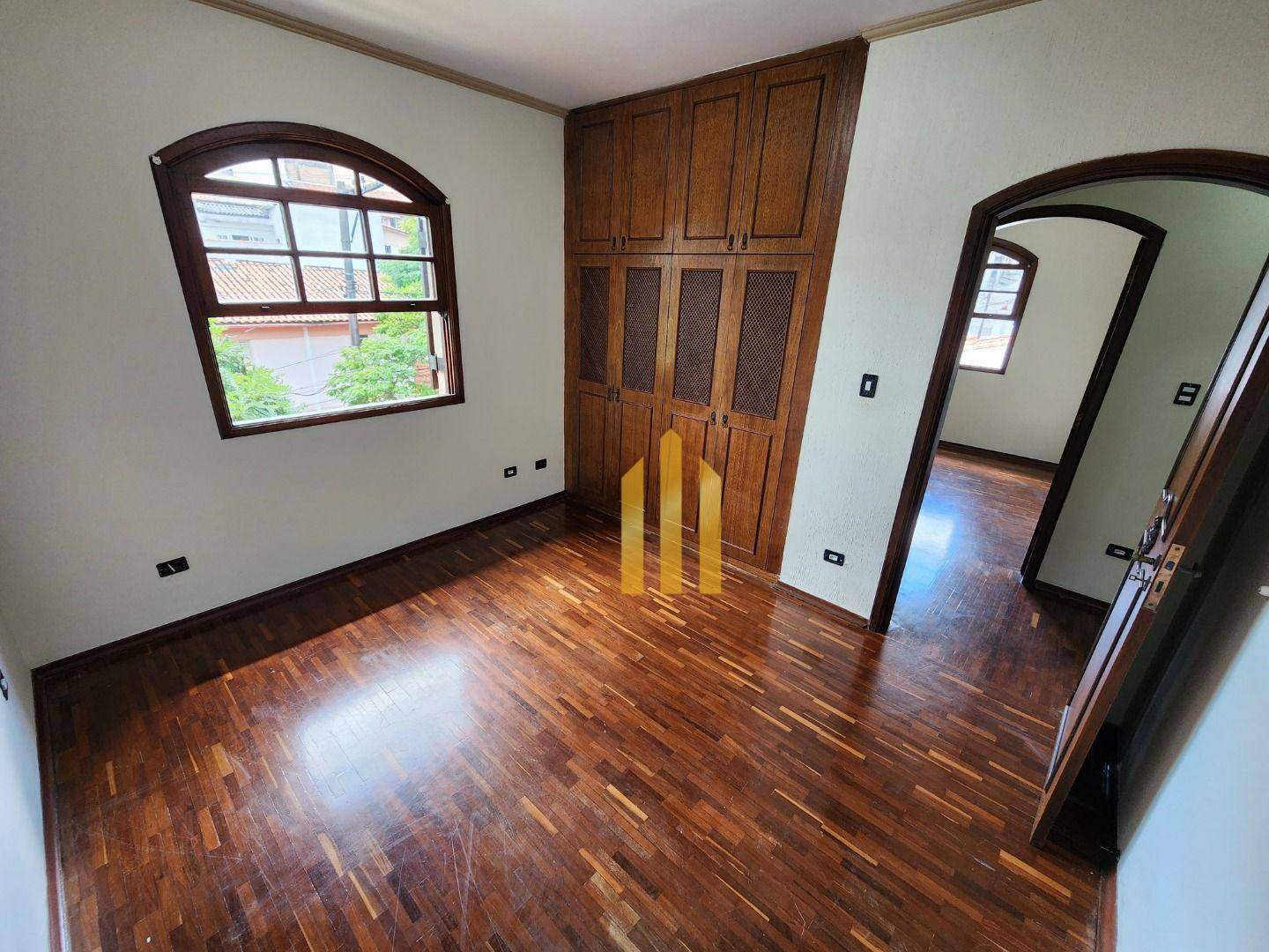 Sobrado à venda e aluguel com 4 quartos, 172m² - Foto 27