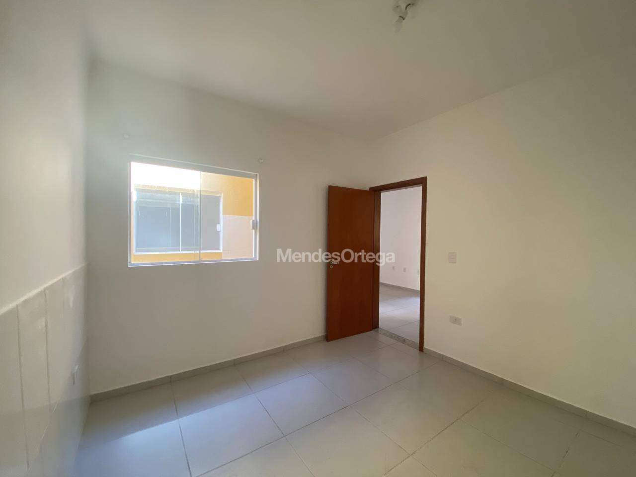 Casa para alugar com 2 quartos, 60m² - Foto 13