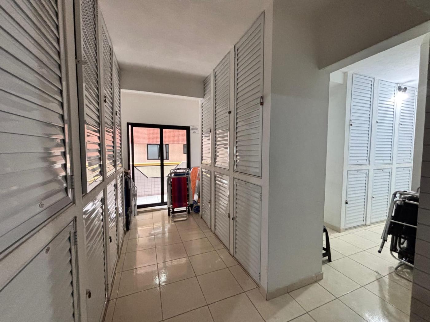 Apartamento à venda com 1 quarto, 71m² - Foto 19