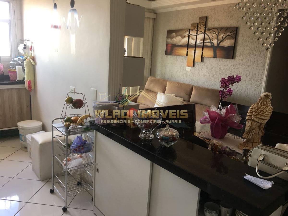 Apartamento à venda com 3 quartos, 177m² - Foto 9