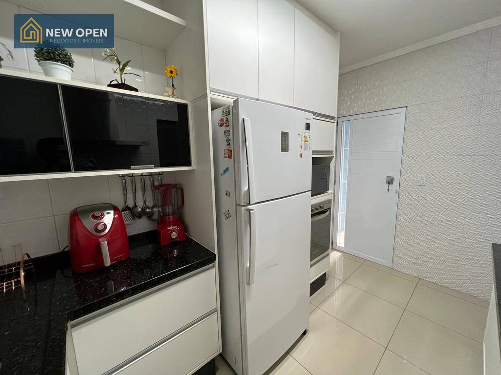 Casa à venda com 3 quartos, 100m² - Foto 36