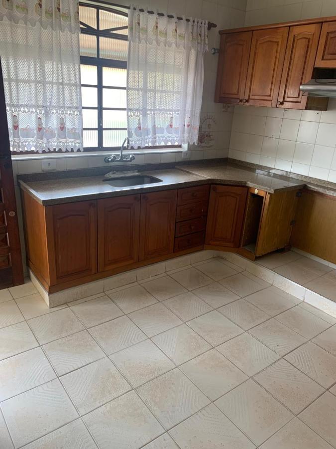 Casa à venda com 3 quartos, 250m² - Foto 10