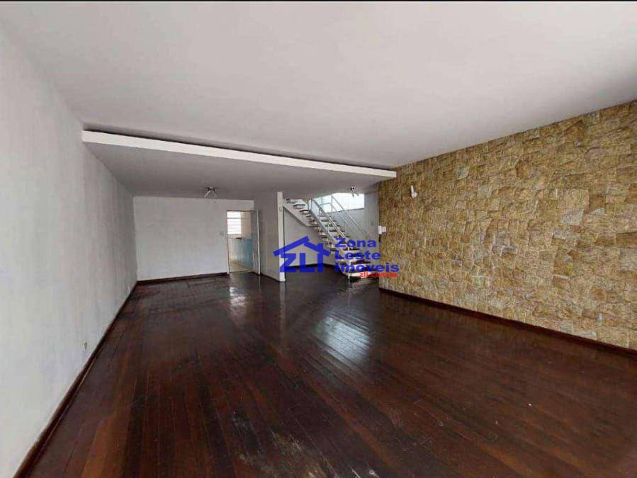 Sobrado à venda com 3 quartos, 243m² - Foto 3