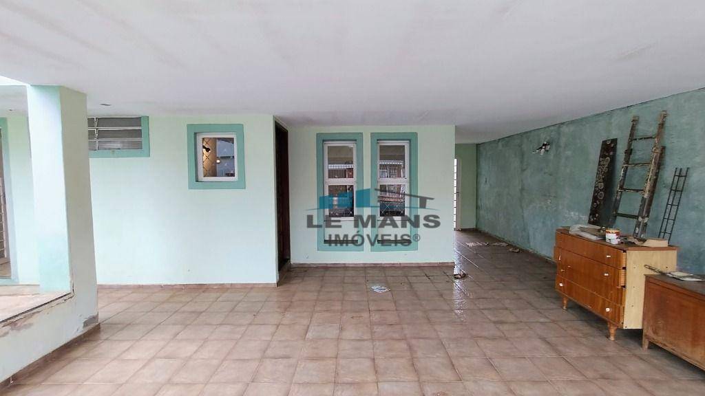 Casa à venda com 3 quartos, 153m² - Foto 4