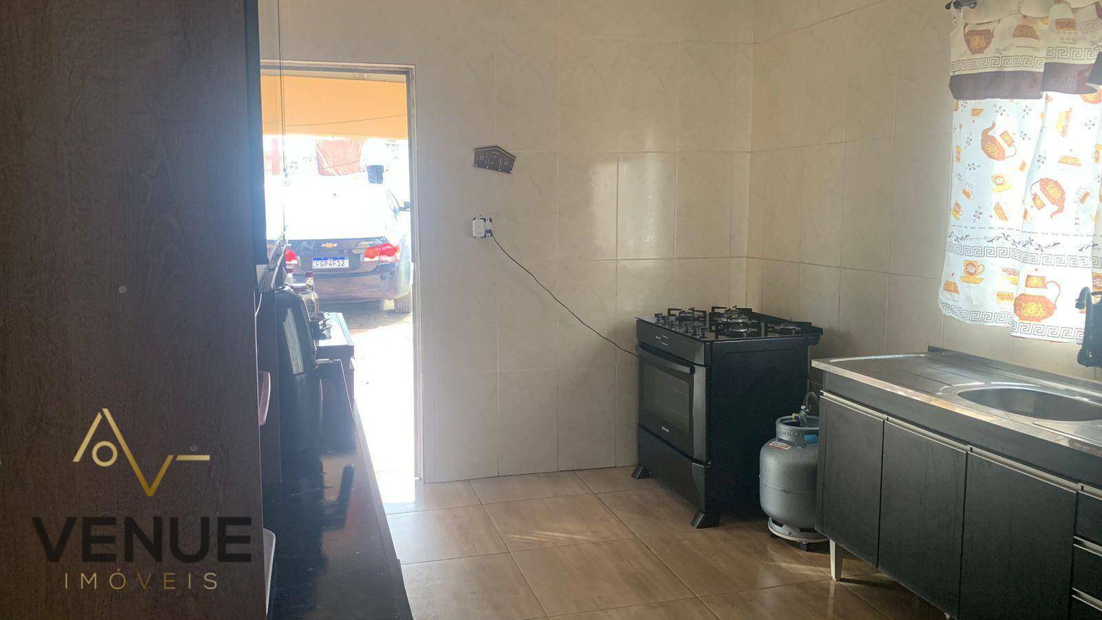 Chácara à venda com 2 quartos, 200m² - Foto 19