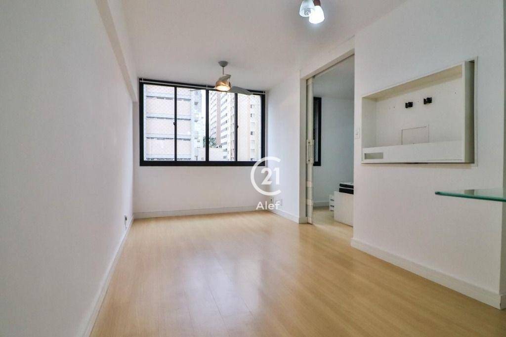 Apartamento à venda com 1 quarto, 40m² - Foto 11