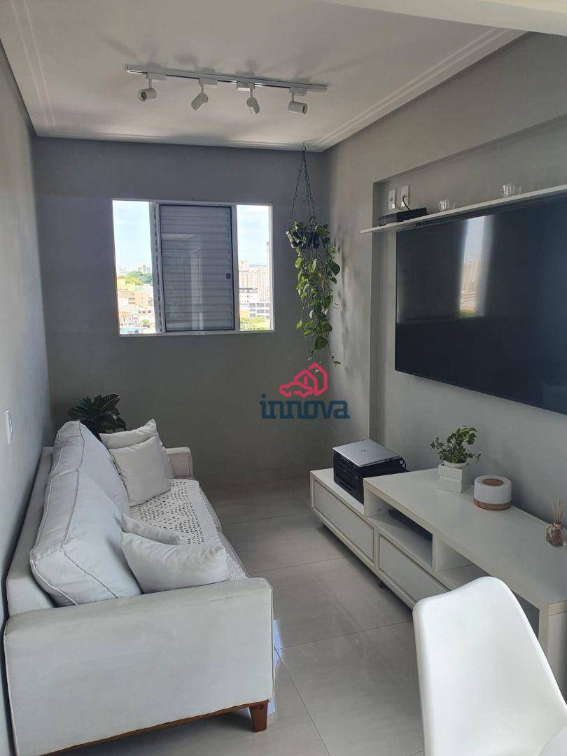 Apartamento à venda com 3 quartos, 60m² - Foto 1