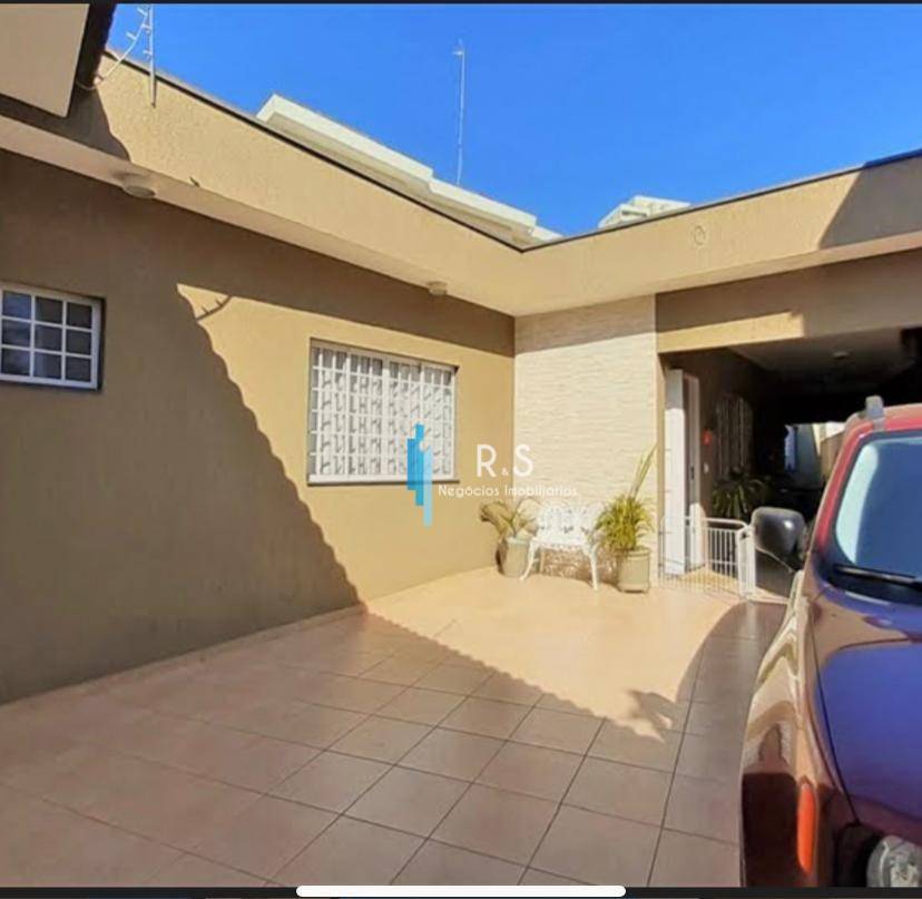 Casa à venda com 3 quartos, 200m² - Foto 13