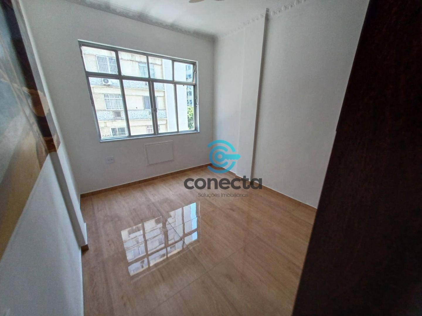 Apartamento para alugar com 3 quartos, 130m² - Foto 6