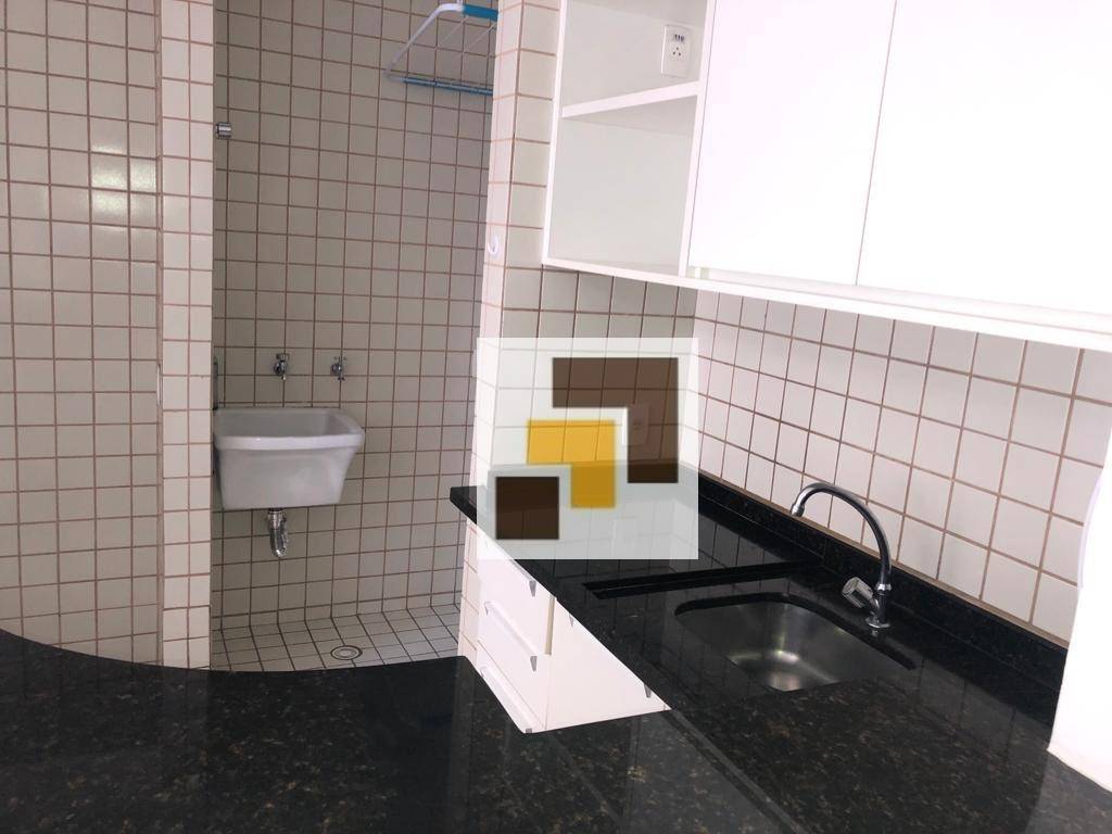 Apartamento à venda com 1 quarto, 38m² - Foto 11