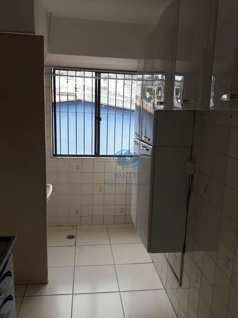 Apartamento à venda com 2 quartos, 70m² - Foto 5