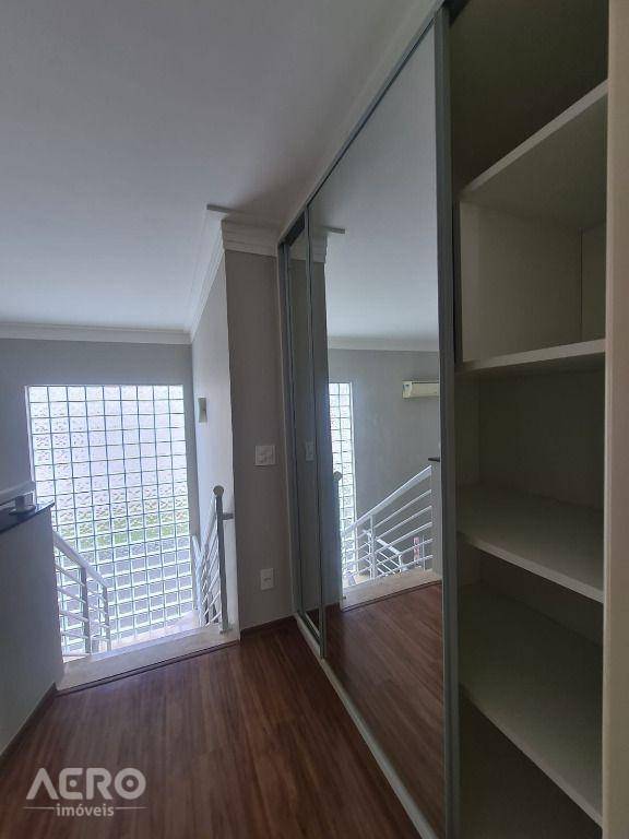 Casa de Condomínio à venda com 3 quartos, 290m² - Foto 37