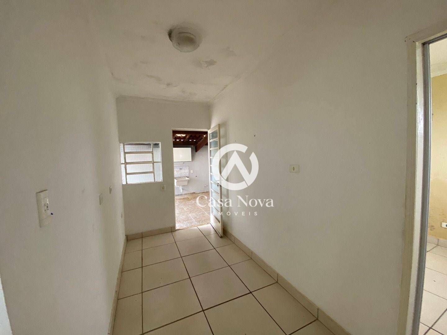 Casa à venda com 4 quartos, 125m² - Foto 6