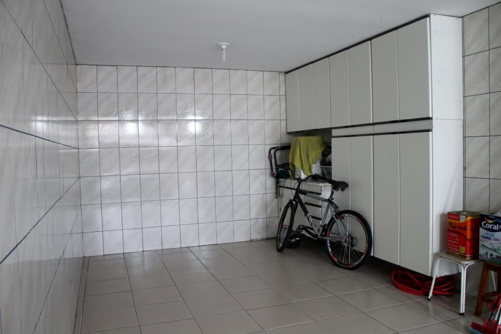 Sobrado à venda com 3 quartos, 200m² - Foto 28