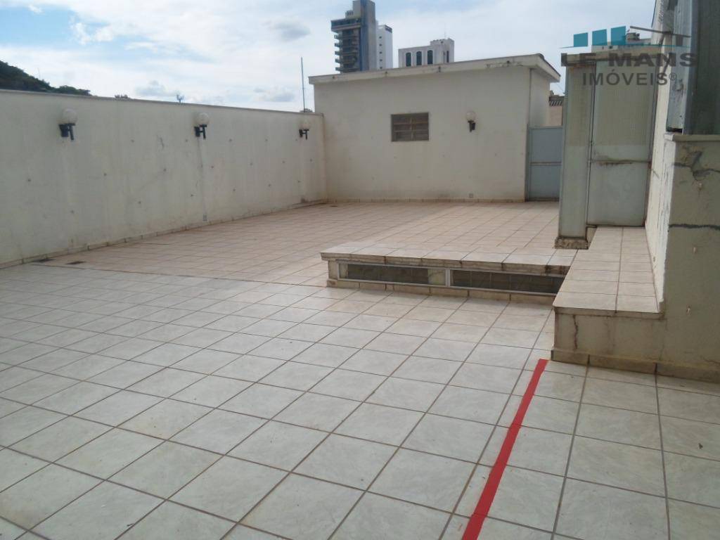 Apartamento à venda com 3 quartos, 101m² - Foto 18