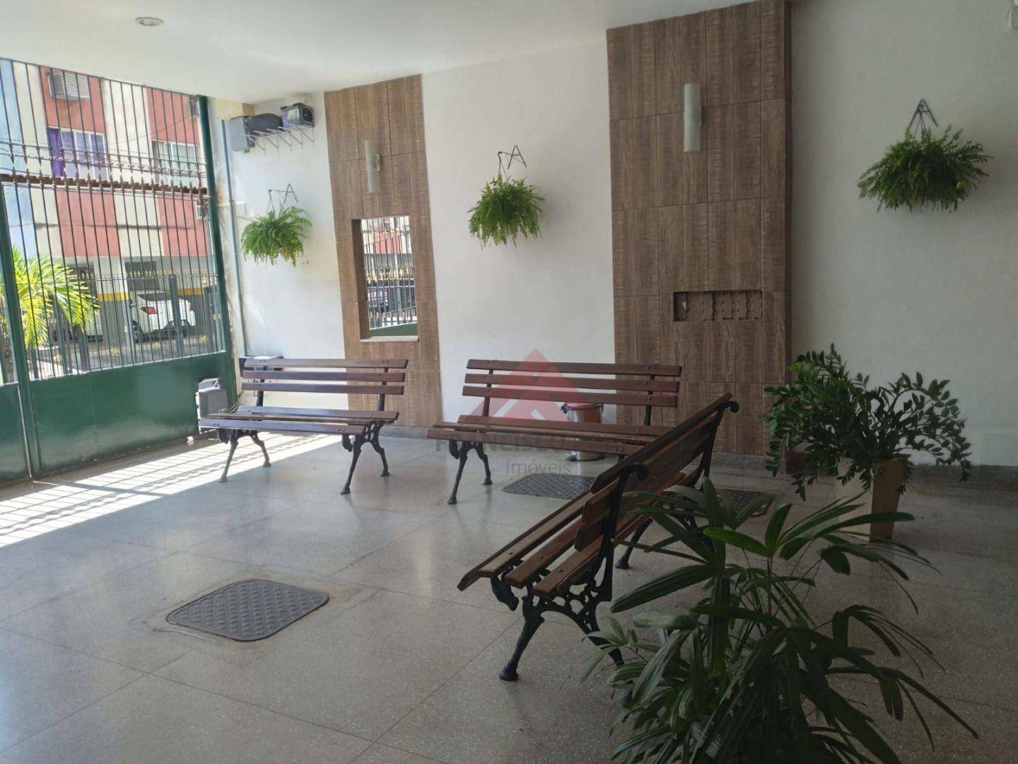 Apartamento à venda com 2 quartos, 70m² - Foto 21