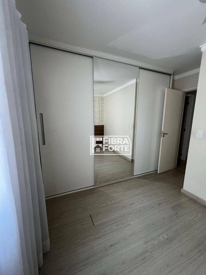 Apartamento à venda e aluguel com 3 quartos, 75m² - Foto 2