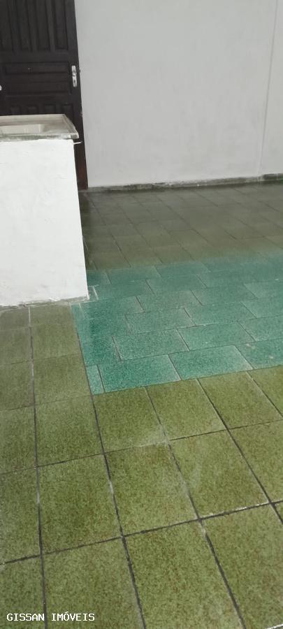 Casa para alugar com 1 quarto, 30m² - Foto 3