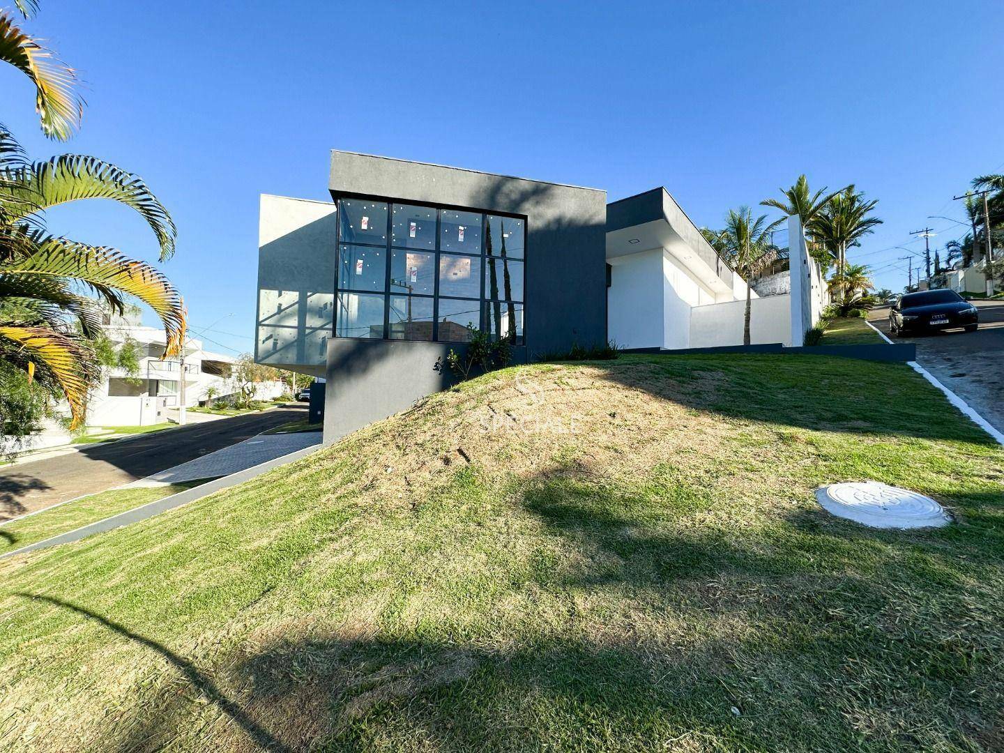 Casa de Condomínio à venda com 4 quartos, 620m² - Foto 3