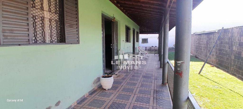Chácara à venda com 6 quartos, 200m² - Foto 14