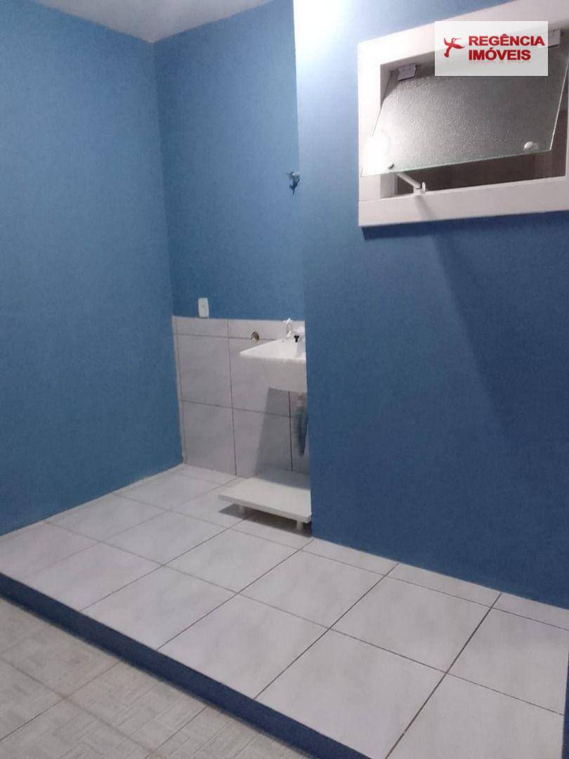 Casa para alugar com 2 quartos, 85m² - Foto 9