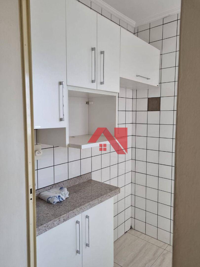 Apartamento à venda com 2 quartos, 50m² - Foto 3