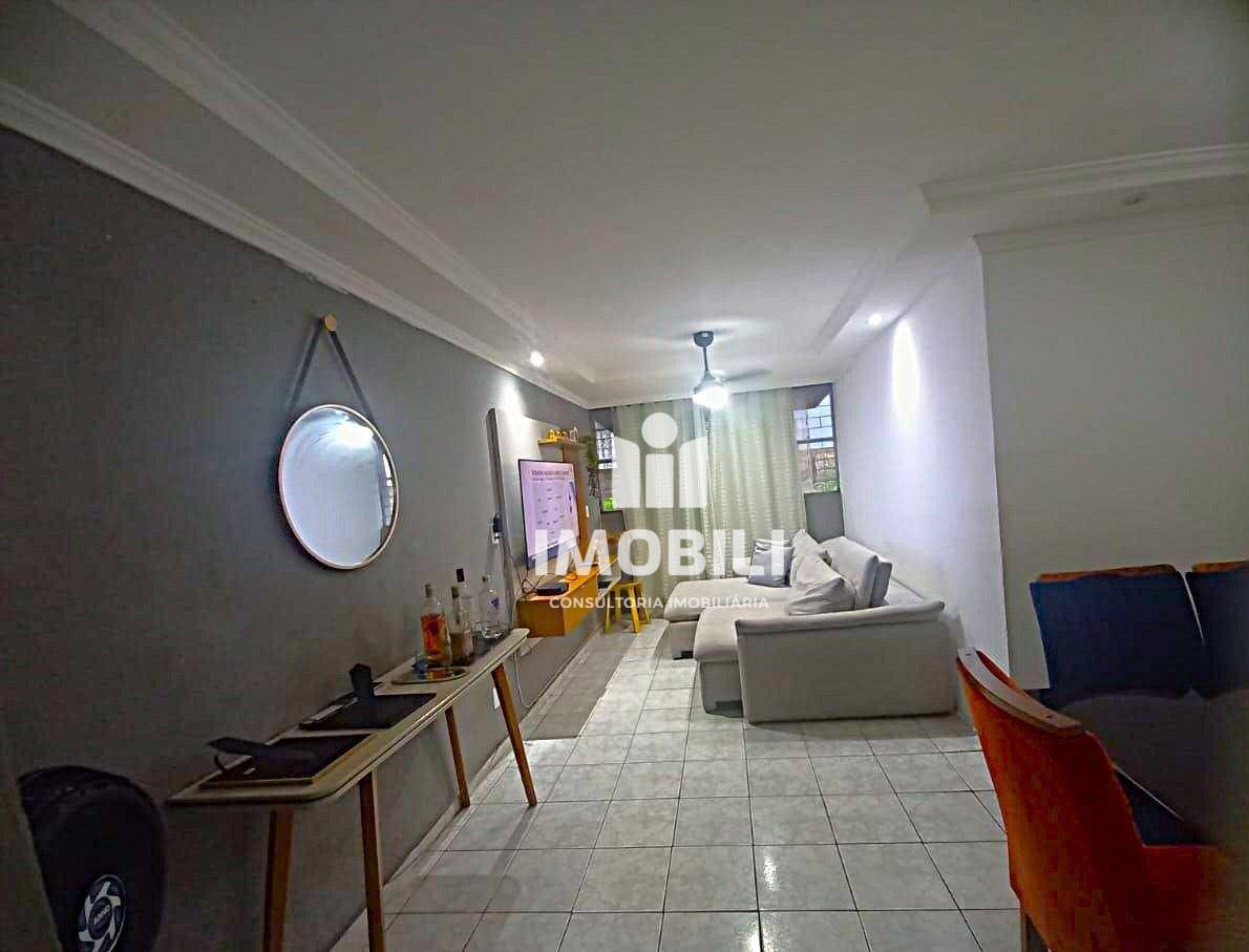 Apartamento à venda com 3 quartos, 76m² - Foto 1