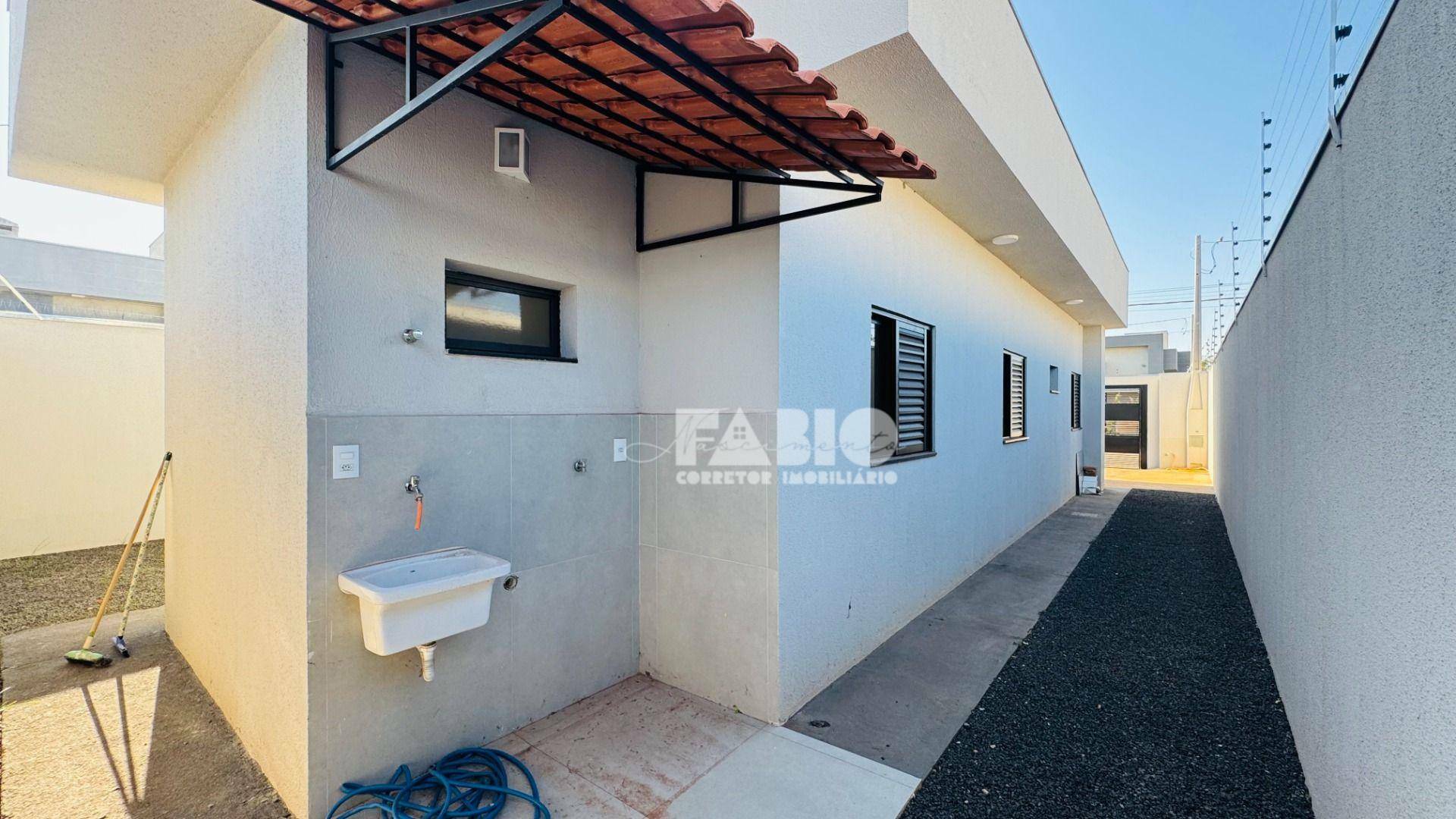 Casa à venda com 3 quartos, 83m² - Foto 15