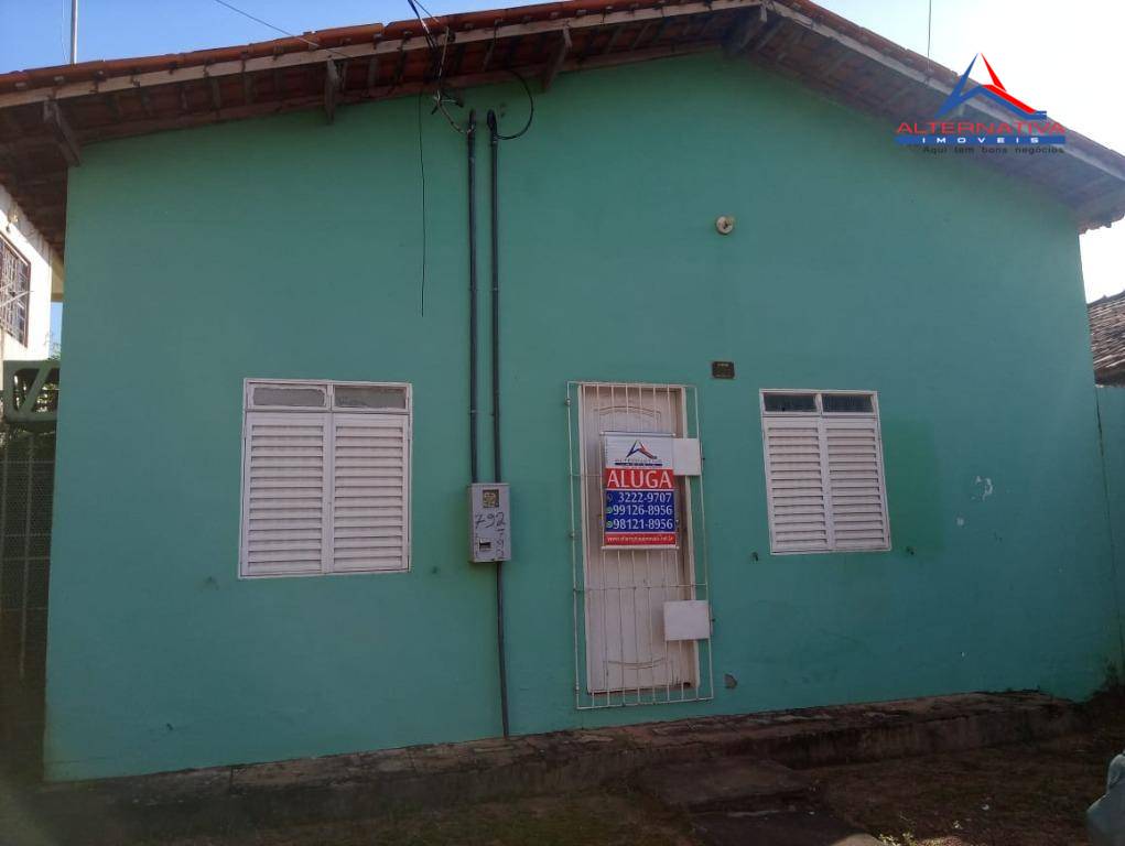 Casa à venda com 3 quartos, 200m² - Foto 3