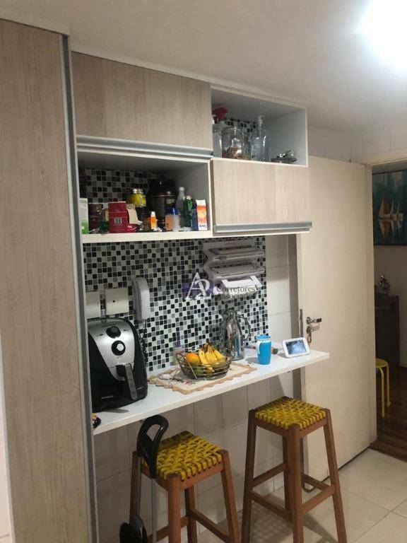 Apartamento à venda com 3 quartos, 105m² - Foto 13