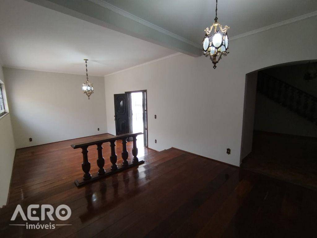 Casa, 6 quartos, 400 m² - Foto 4
