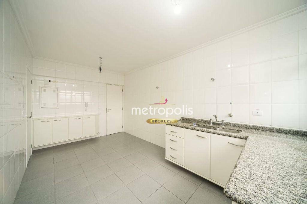 Apartamento à venda com 3 quartos, 150m² - Foto 32