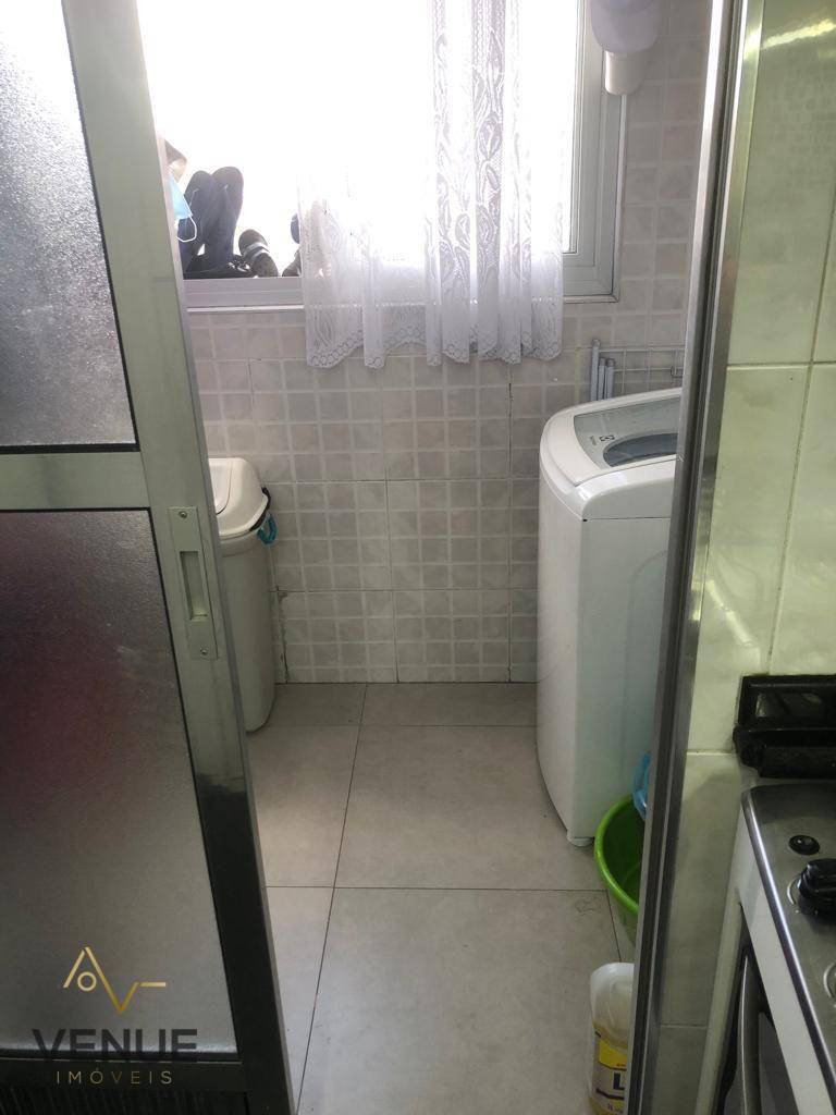 Apartamento à venda com 3 quartos, 79m² - Foto 35