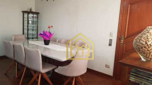 Apartamento à venda com 3 quartos, 162m² - Foto 4