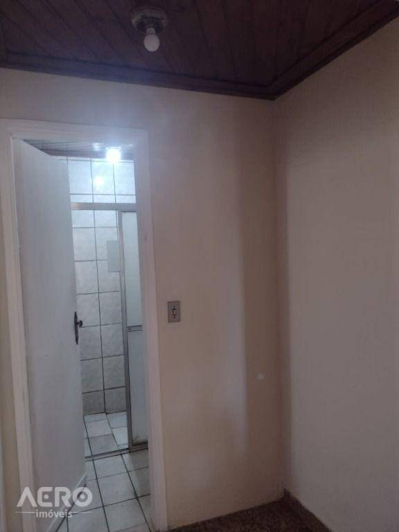 Casa à venda com 3 quartos, 87m² - Foto 10