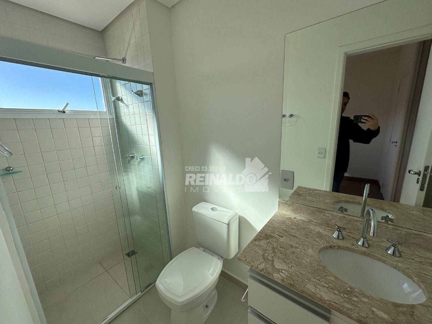 Apartamento para alugar com 3 quartos, 120m² - Foto 29