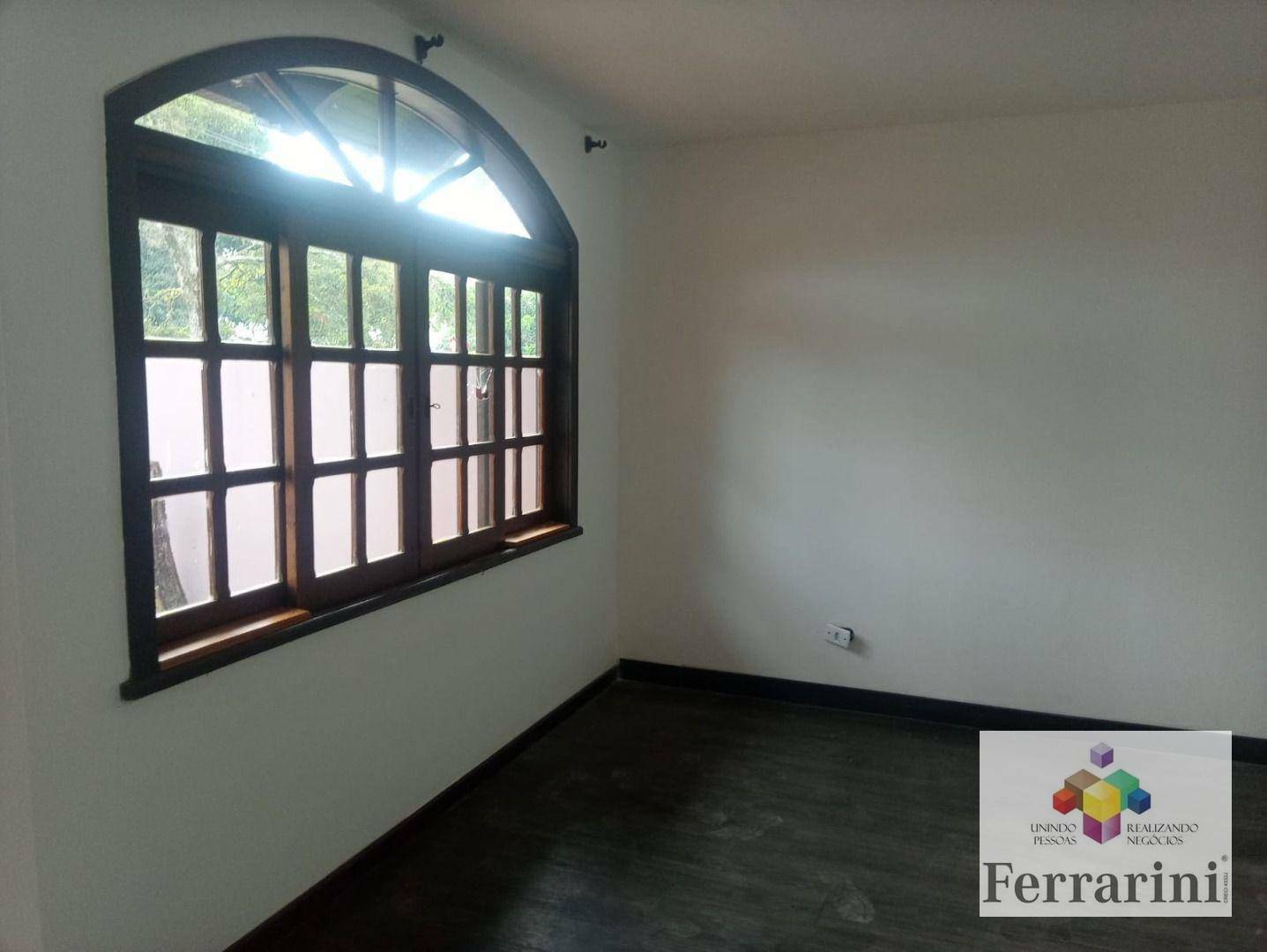 Casa para alugar com 5 quartos, 254m² - Foto 5